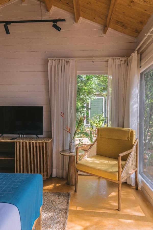 Larisa Resort Ashwem Мандрем Экстерьер фото